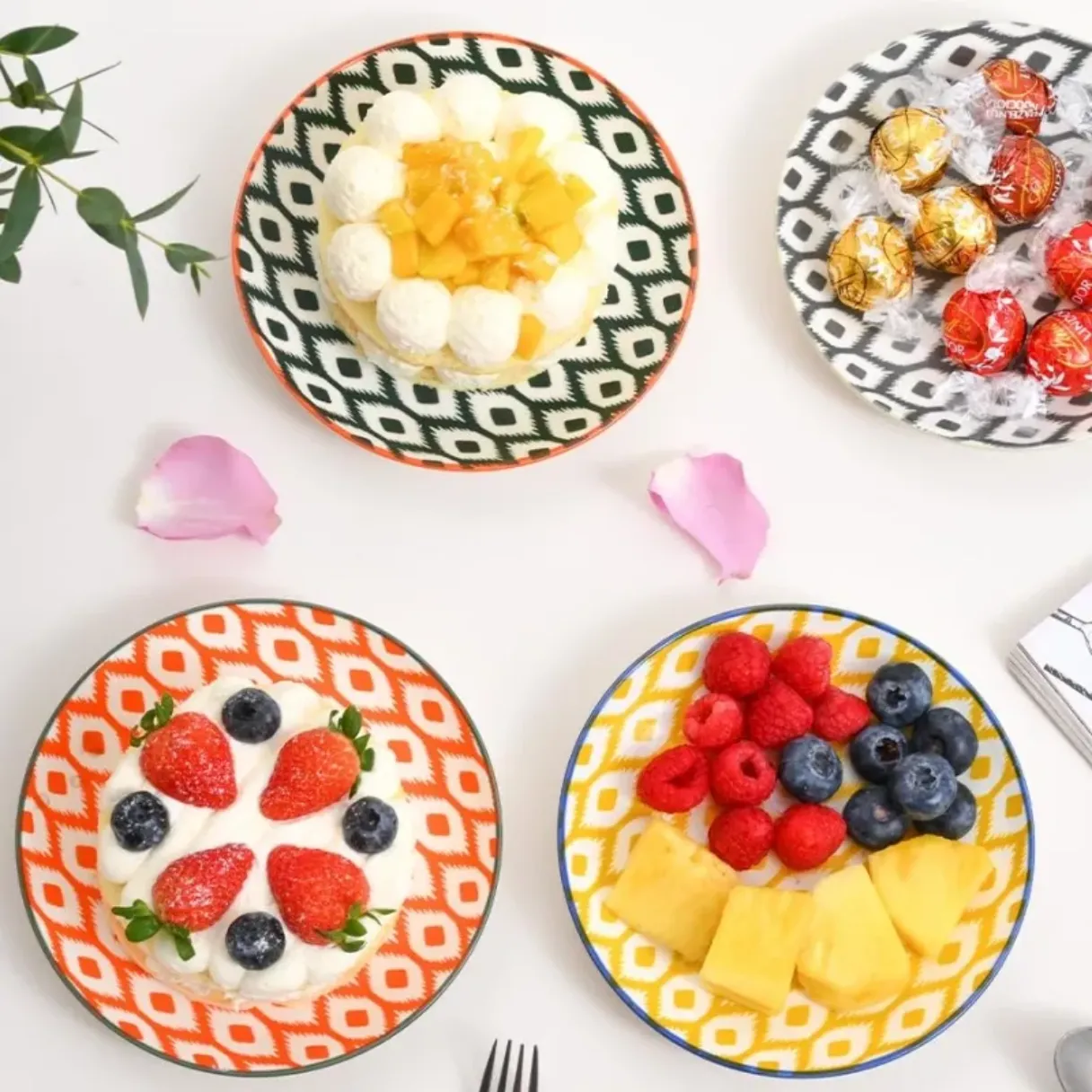 6-Piece 8&#039; porcelain plate Boho style 6 colors