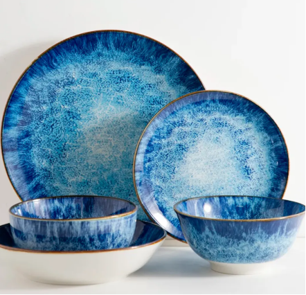 The Versatility of Reactive Glaze Tableware