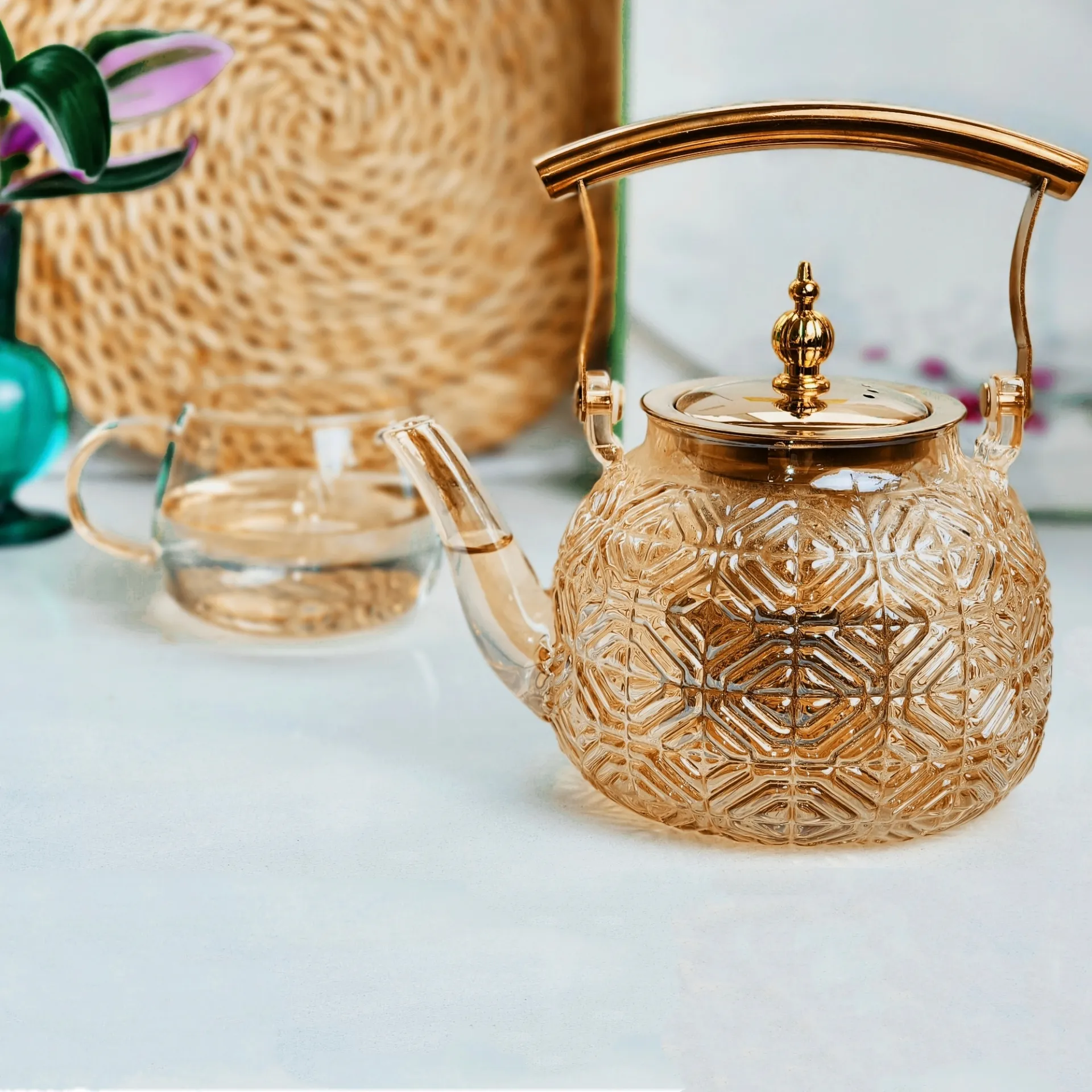 Copper And High Borosilicate Glass Teapot Lifting Beam Handle Ensures Easy Pouring