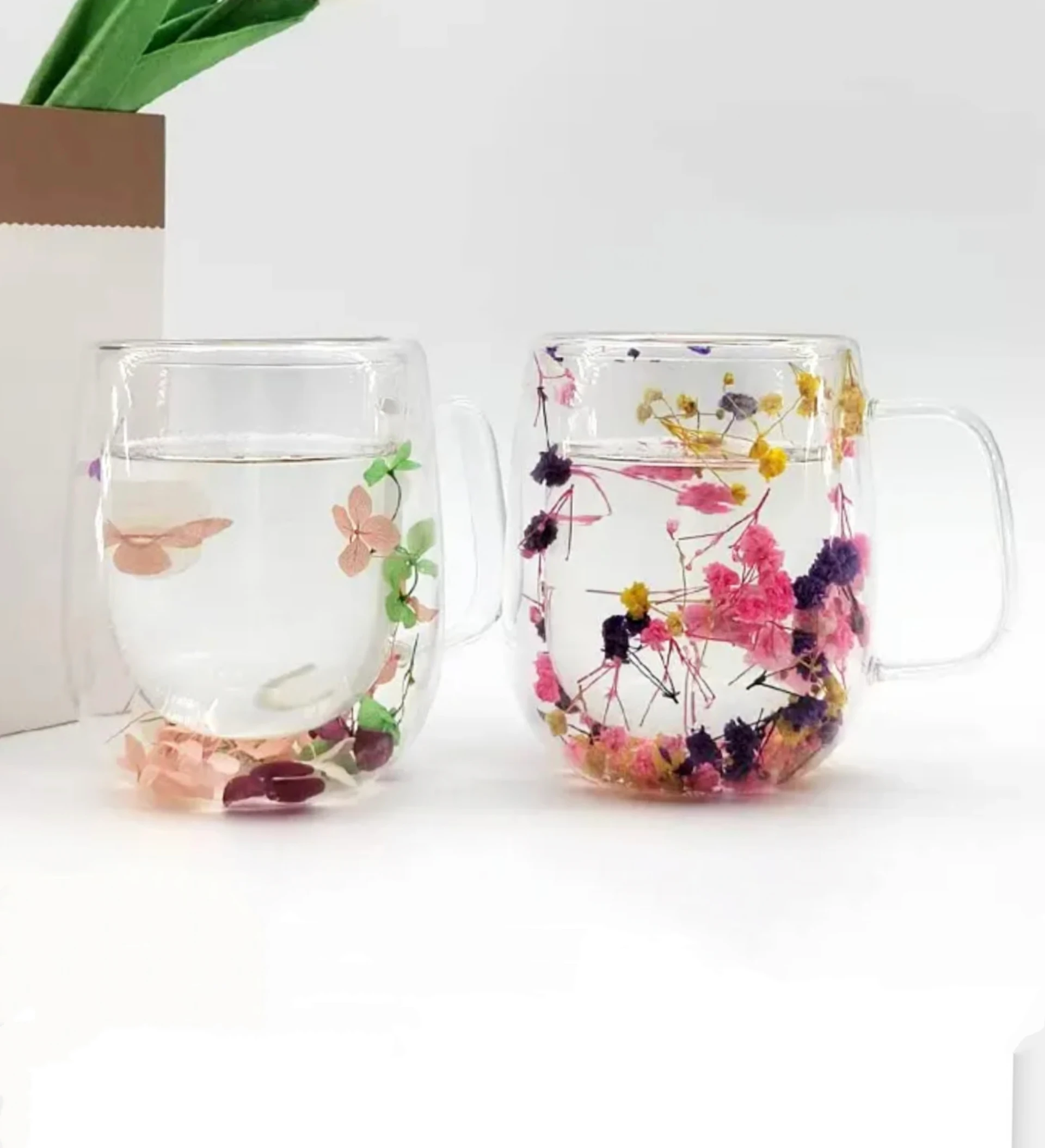 Double Wall Straight Mug With Dry Flower