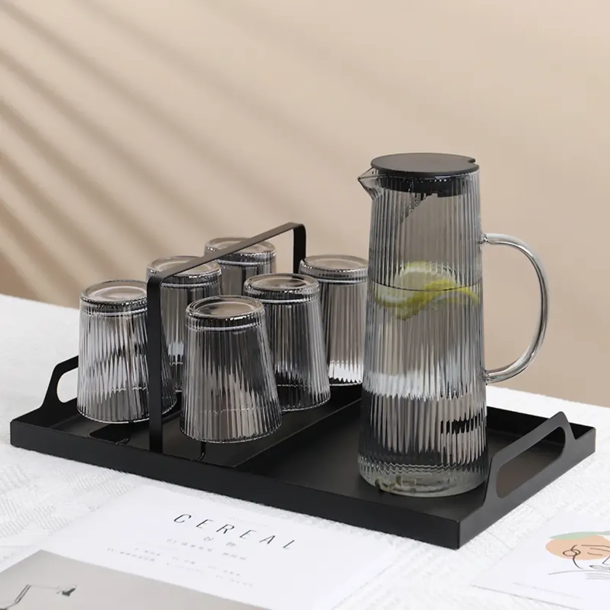 Heat Resistant Ribbed Glass Pitcher with Lid and Spout Set Electroplating Color