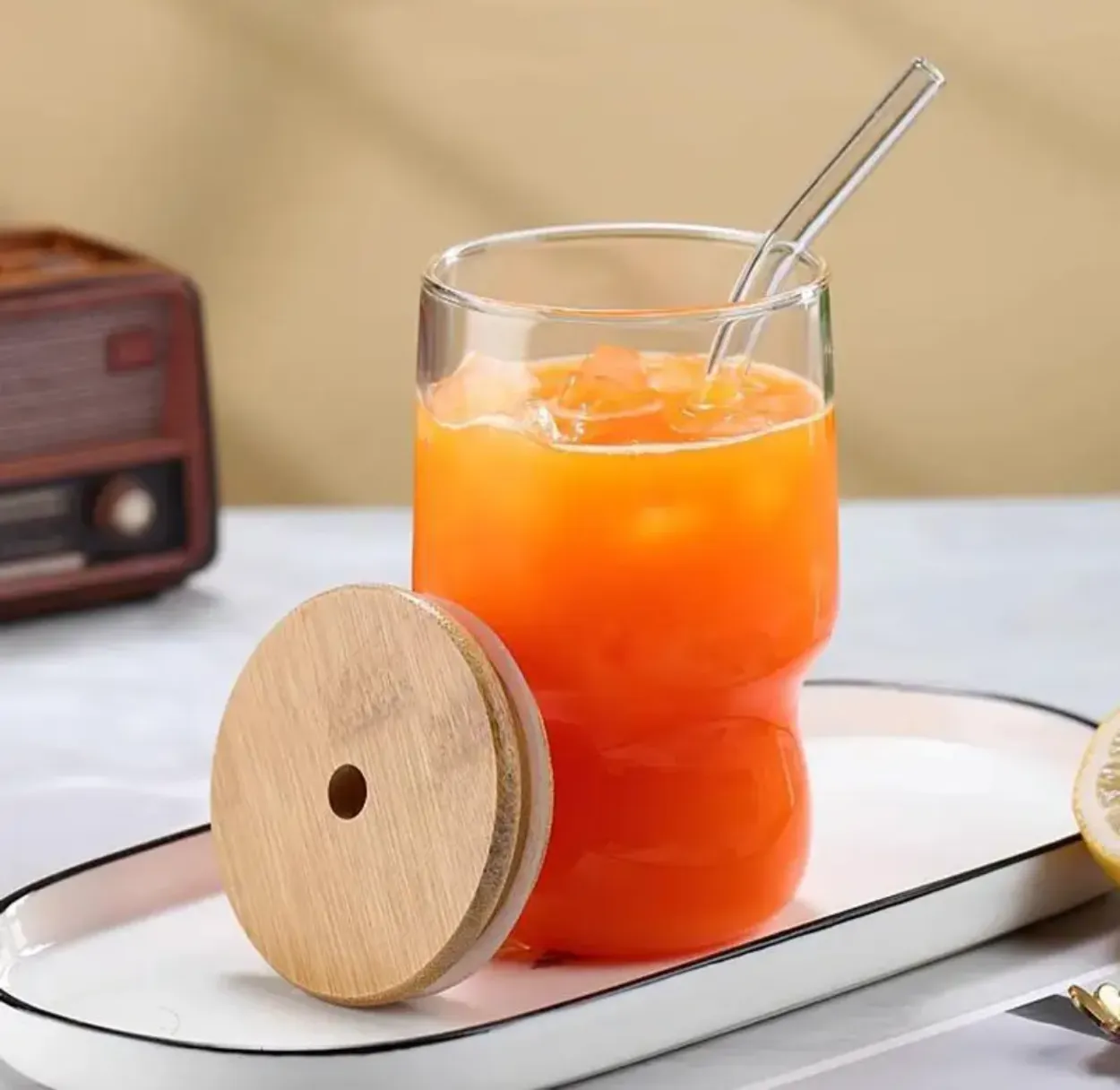 Borosilicate Glass Mug with Straw and Bamboo Lid