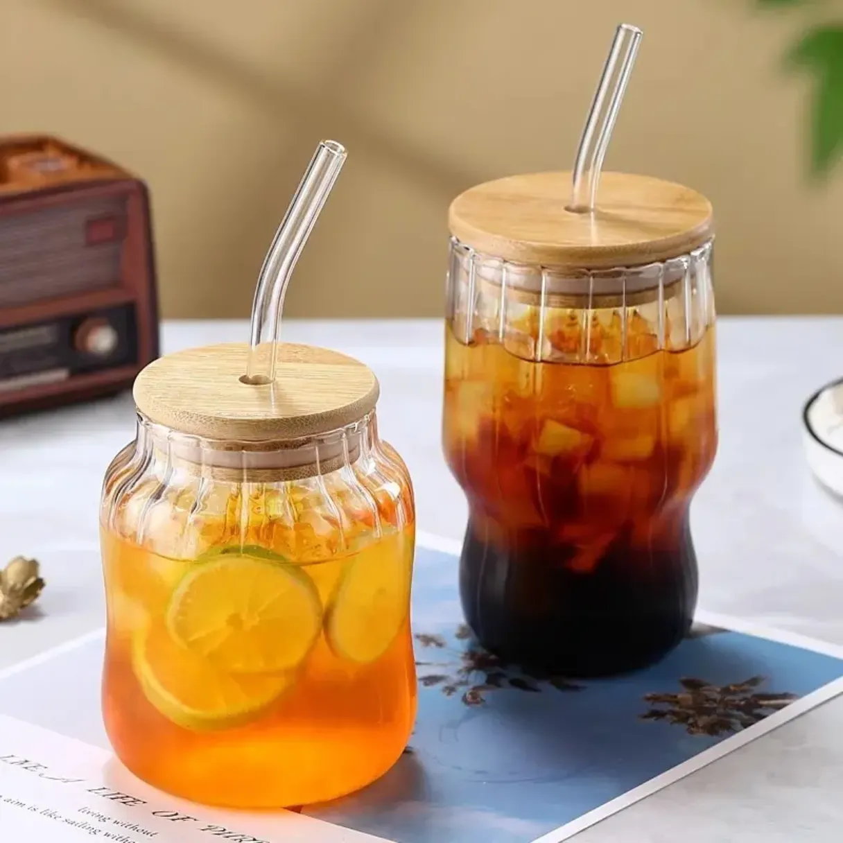 Borosilicate Glass Mug with Straw and Bamboo Lid