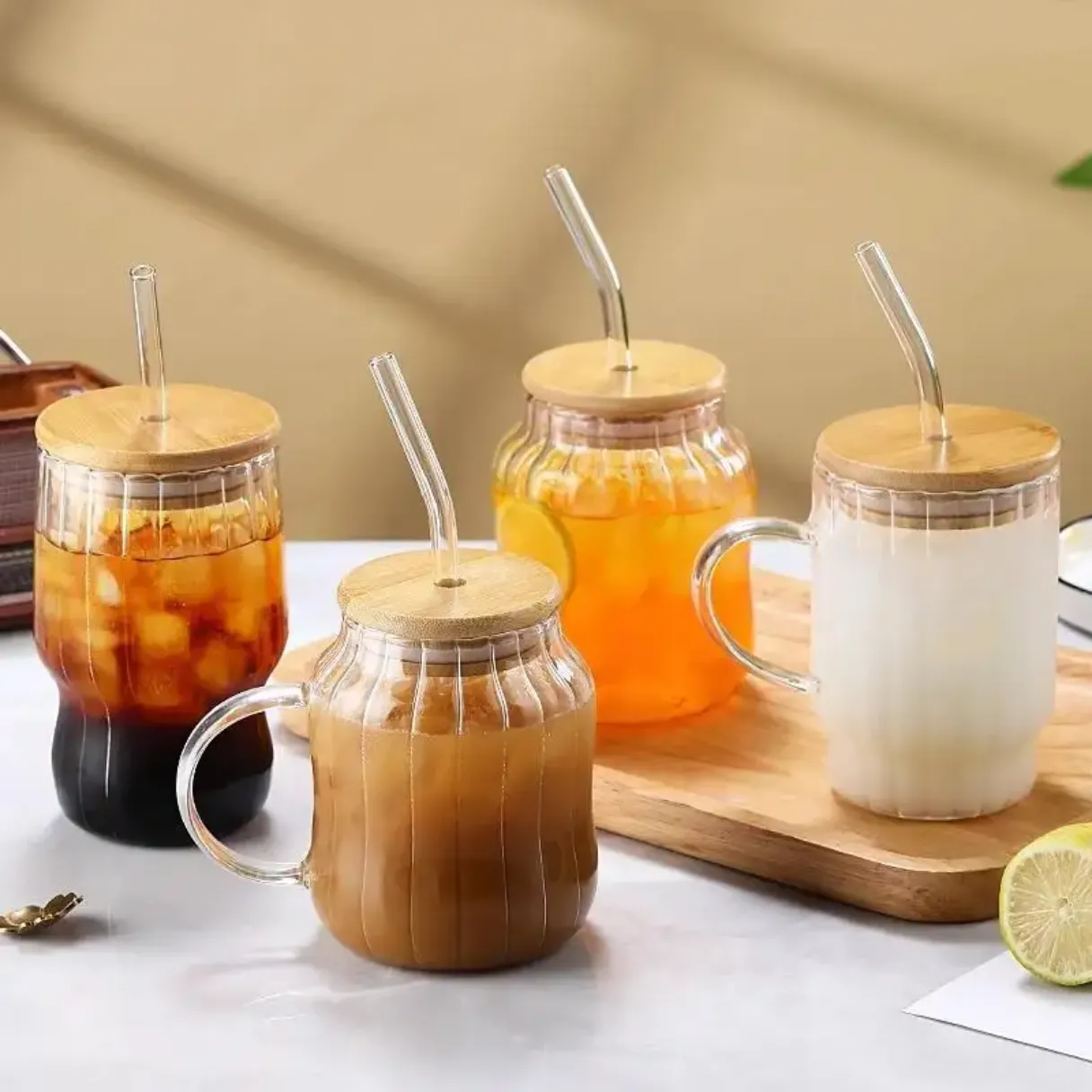 Borosilicate Glass Mug with Straw and Bamboo Lid