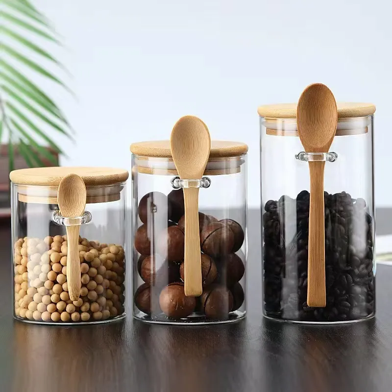 Seasonal Decor with Glass Jars &#038; Wooden Lids:  Timeless Elegance for Every Calendar Turn