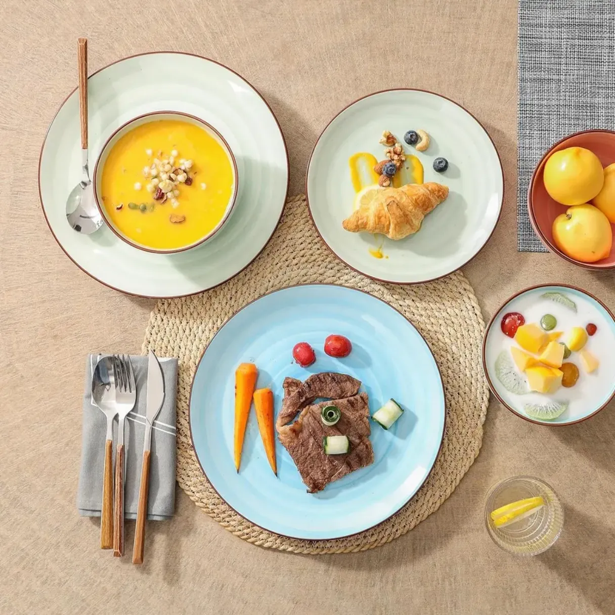 Colorful Whirl Pattern Porcelain dinner plate