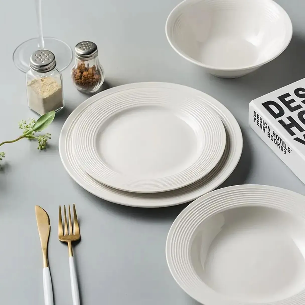 Affordable White ceramic Dinner Plates