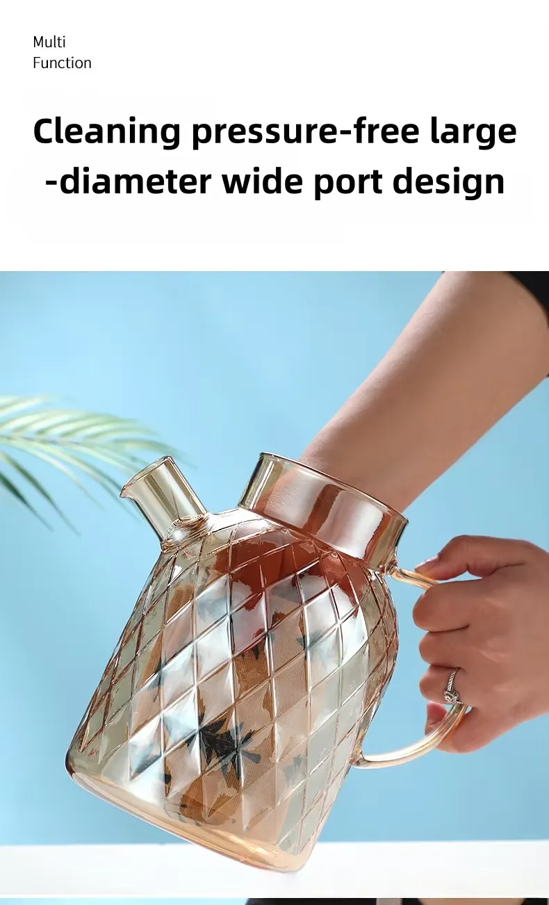 Diamond Shaped High Borosilicate Glass Water Pitcher With Bamboo/Stainless Steel Lid