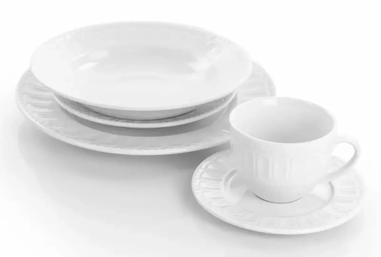 ​Daisy-inspired embossed design porcelain dinner set