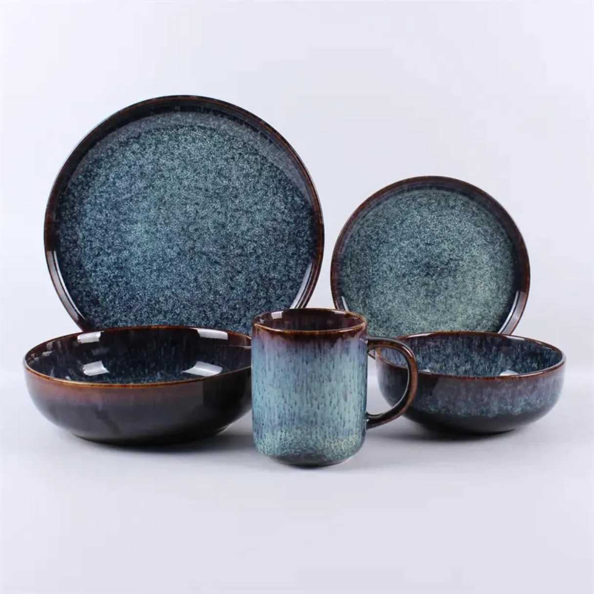 Unique Reactive Glaze Dinner Sets: Where Fire Meets Artistry