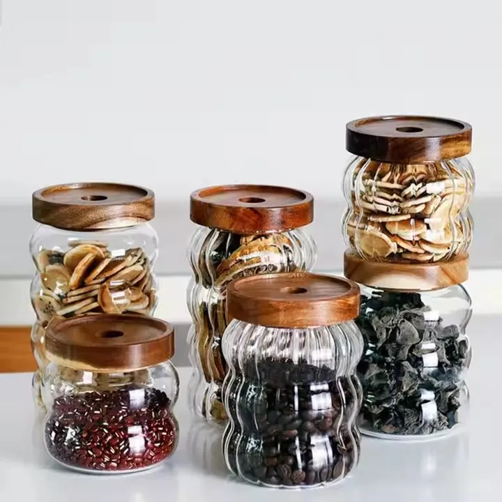 Curved Type Vertical Stripe Inside High Borosilicate Glass Jars With Acacia Wooden Lids