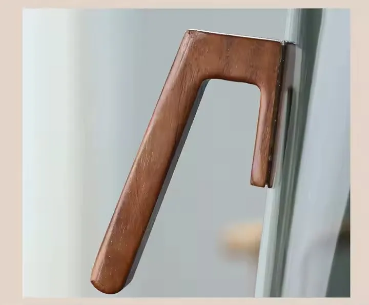 Newly Designed High Borosilicate Glass  Pitcher with Walnut Wood Handle&#038;Lid