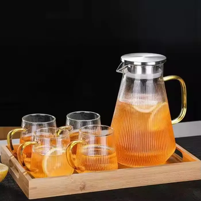 Large Capacity Vertical Striped High Borosilicate Glass Water Pitcher With Stainless Steel Lid