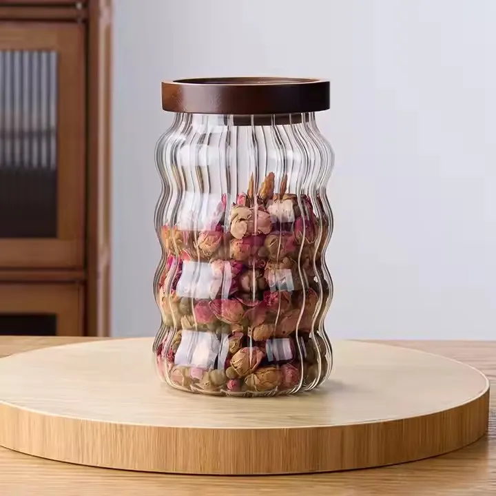 Curved Type Vertical Stripe Inside High Borosilicate Glass Jars With Acacia Wooden Lids