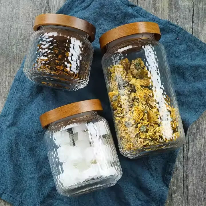 Hammered Pattern High Borosilicate Glass Jars With Acacia Wooden Lids