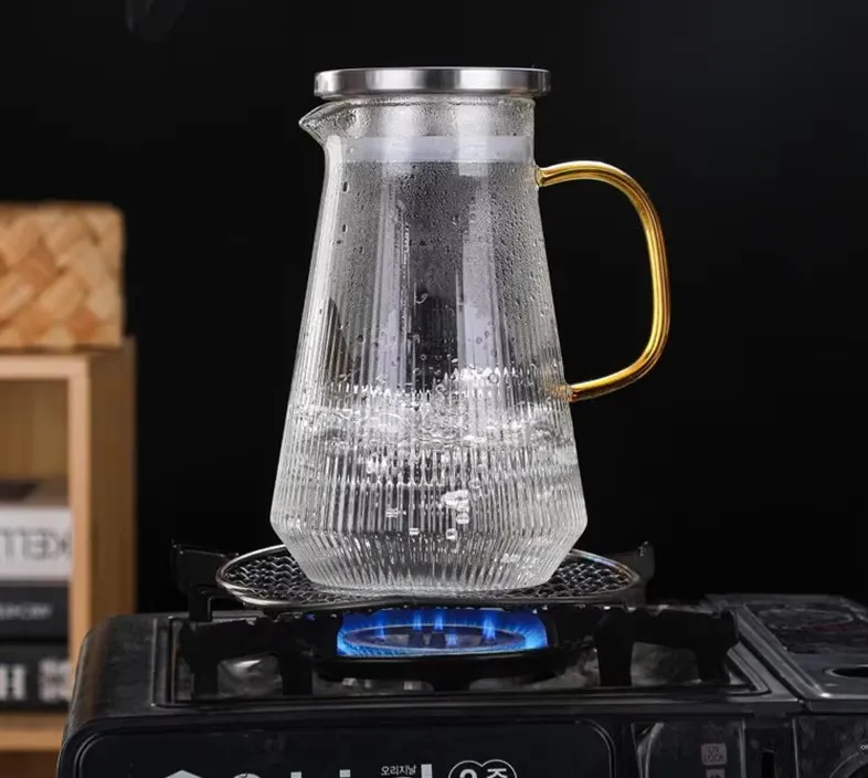 Large Capacity Vertical Striped High Borosilicate Glass Water Pitcher With Stainless Steel Lid