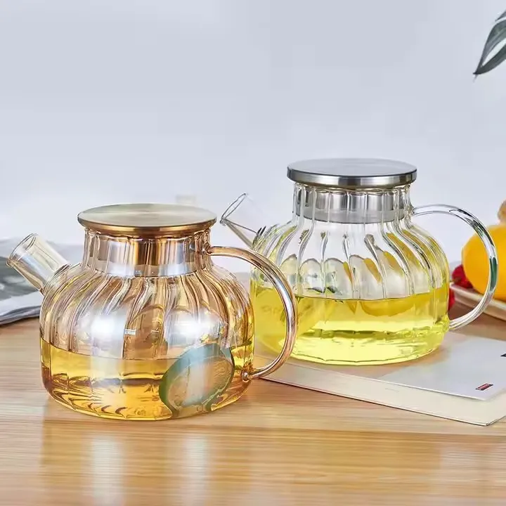 Vertical Striped High Borosilicate Glass Water Pitcher With Bamboo/Stainless Steel Lid